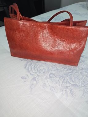 Vintage/Classic Rust Leather Shoulder Bag for Women